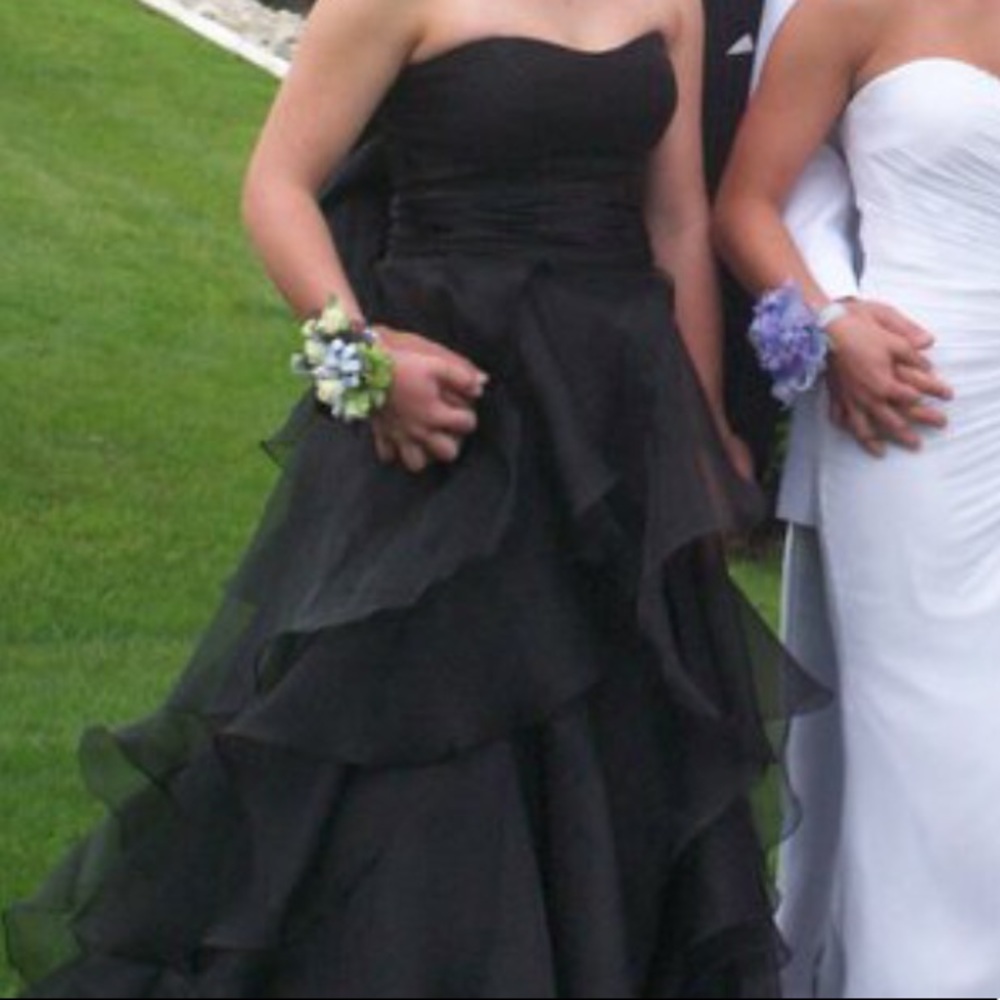 Black prom dress